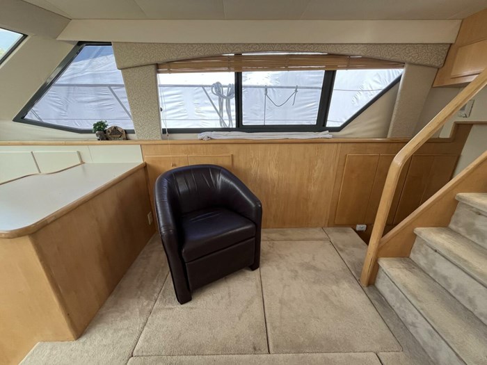 1996 Carver 370 Aft Cabin Photo 39 sur 63
