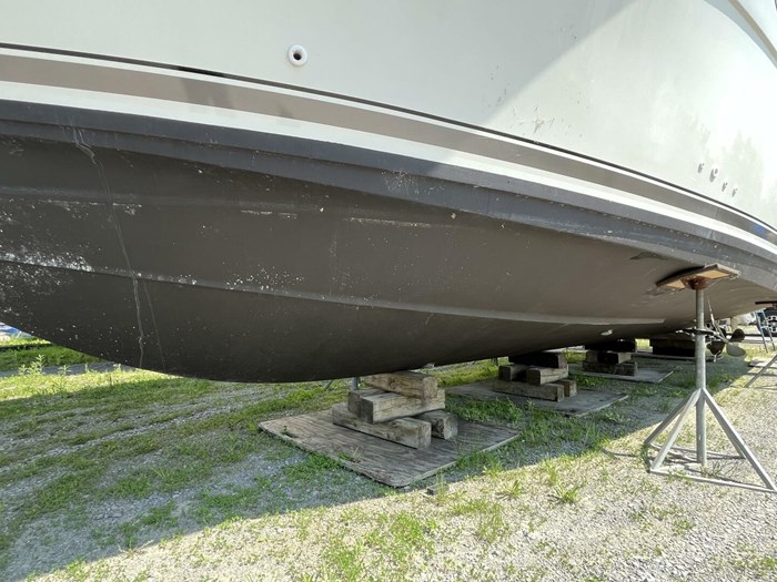 1996 Carver 370 Aft Cabin Photo 7 sur 63