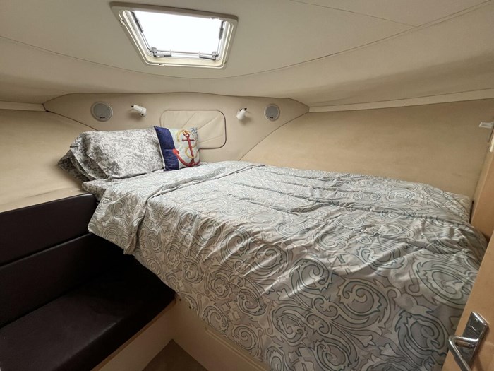 1996 Carver 370 Aft Cabin Photo 47 sur 63