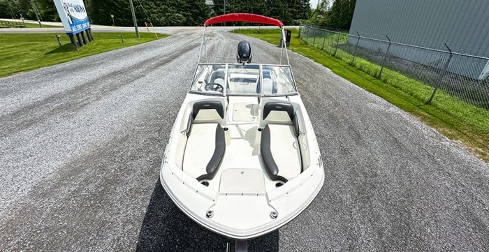 2019 STINGRAY 191 DC Photo 2 sur 18