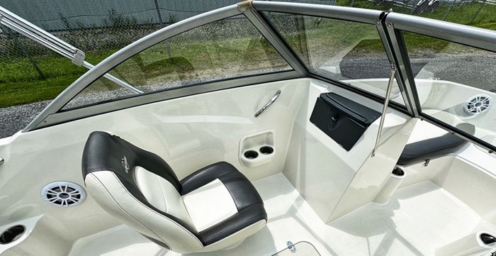 2019 STINGRAY 191 DC Photo 12 sur 18
