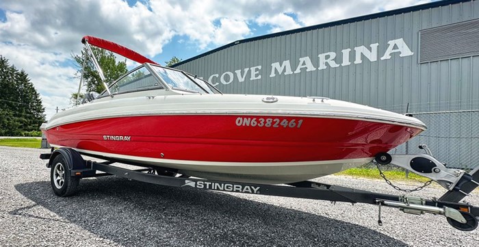 2019 STINGRAY 191 DC Photo 17 sur 18