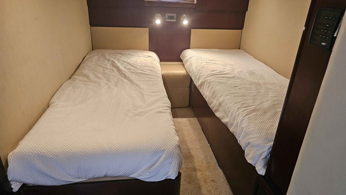 2006 Sea Ray 48 Sundancer Photo 29 sur 35