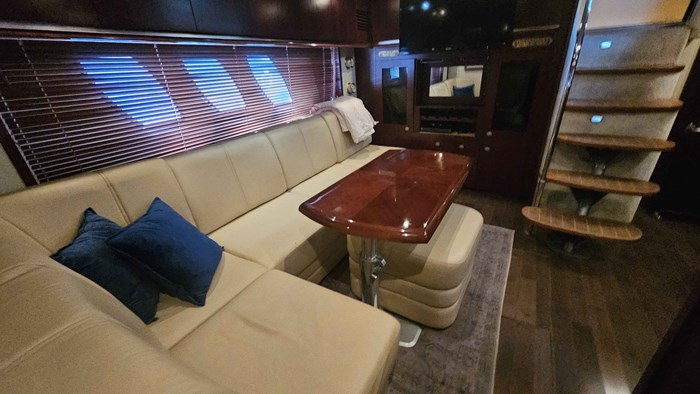 2006 Sea Ray 48 Sundancer Photo 17 sur 35