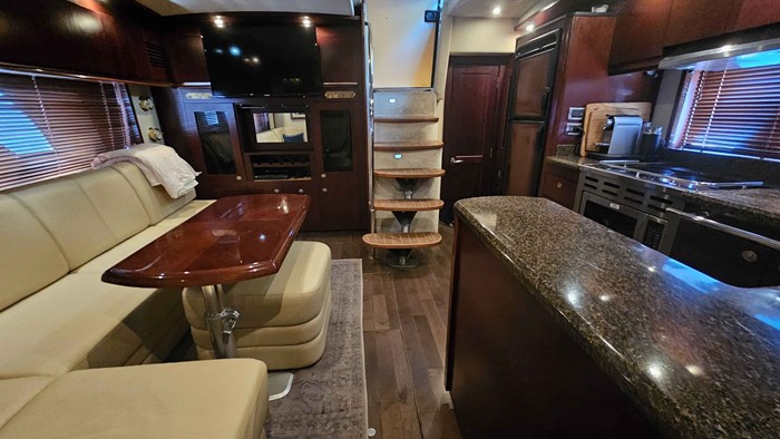 2006 Sea Ray 48 Sundancer Photo 19 sur 35