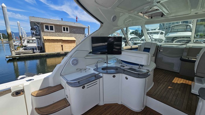 2006 Sea Ray 48 Sundancer Photo 12 sur 35
