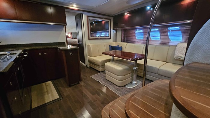 2006 Sea Ray 48 Sundancer Photo 20 sur 35