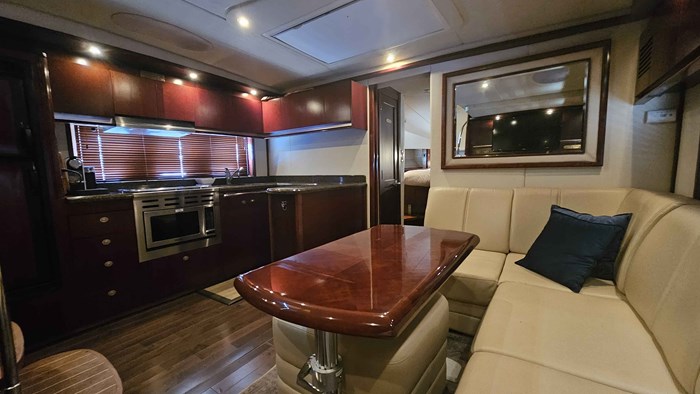 2006 Sea Ray 48 Sundancer Photo 21 sur 35