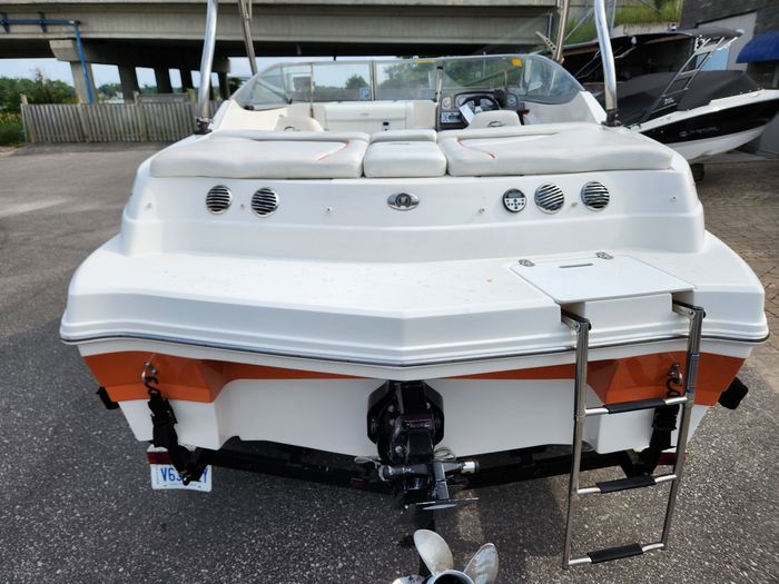 2009 Rinker 210 MTX Cuddy Photo 5 sur 35