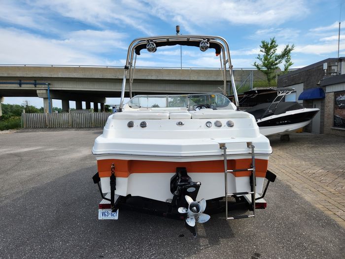 2009 Rinker 210 MTX Cuddy Photo 4 sur 35