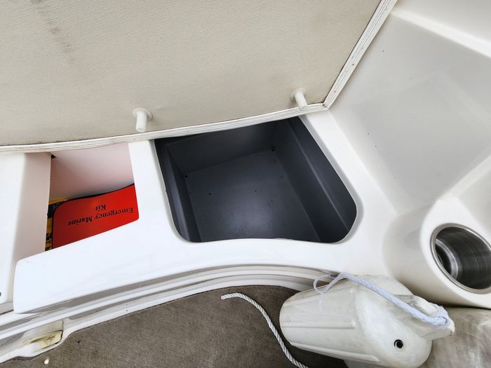 2009 Rinker 210 MTX Cuddy Photo 29 sur 35