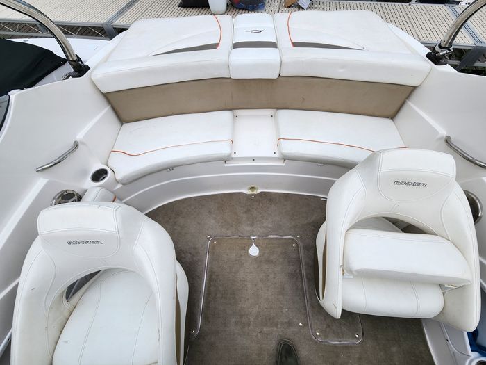 2009 Rinker 210 MTX Cuddy Photo 26 sur 35
