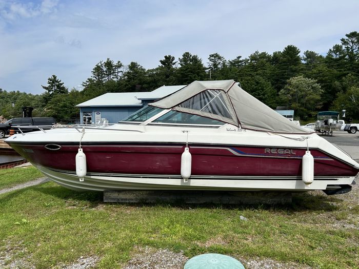 1990 Regal 220XL Valanti Photo 9 of 9