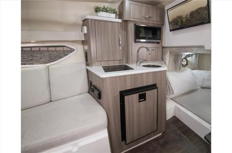 2023 Regal Regal 28 Express Photo 15 sur 16