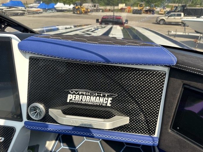 2018 Wright Performance 420 Photo 34 of 78