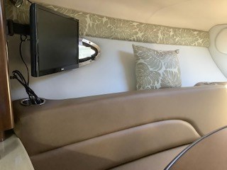 2019 Crownline 264 CR Photo 10 of 13