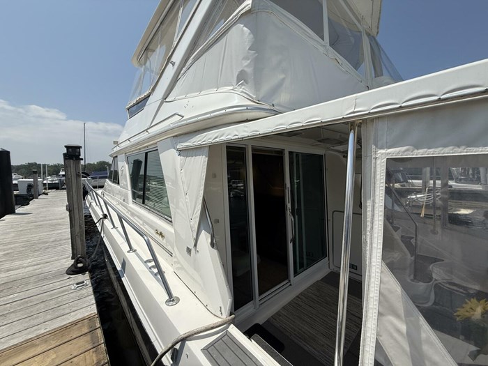 1995 Sea Ray 550 Sedan Bridge Photo 15 sur 72