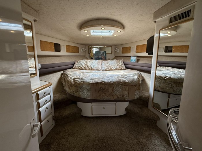 1995 Sea Ray 550 Sedan Bridge Photo 59 sur 72
