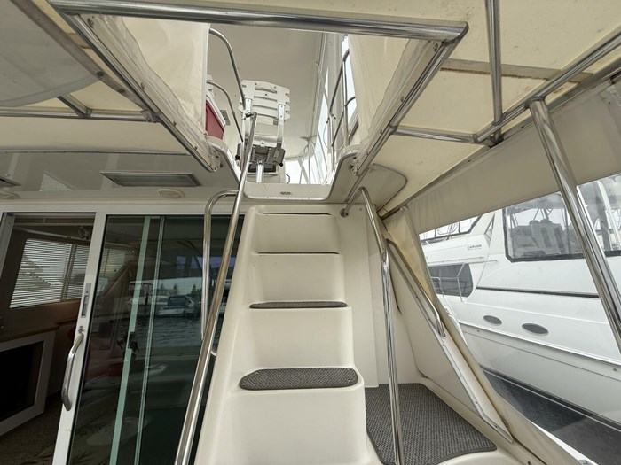 1995 Sea Ray 550 Sedan Bridge Photo 22 sur 72