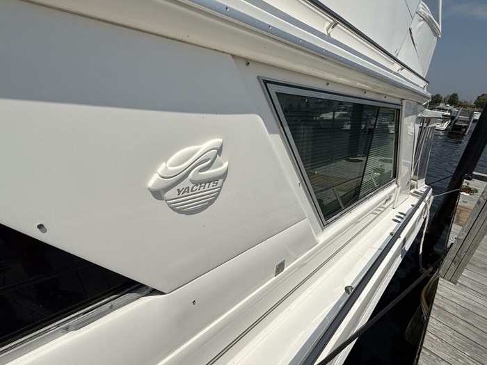 1995 Sea Ray 550 Sedan Bridge Photo 9 sur 72