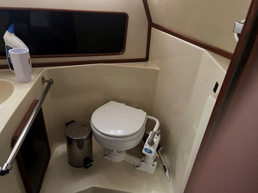 1988 Thundercraft 29’ magnum Photo 8 of 14