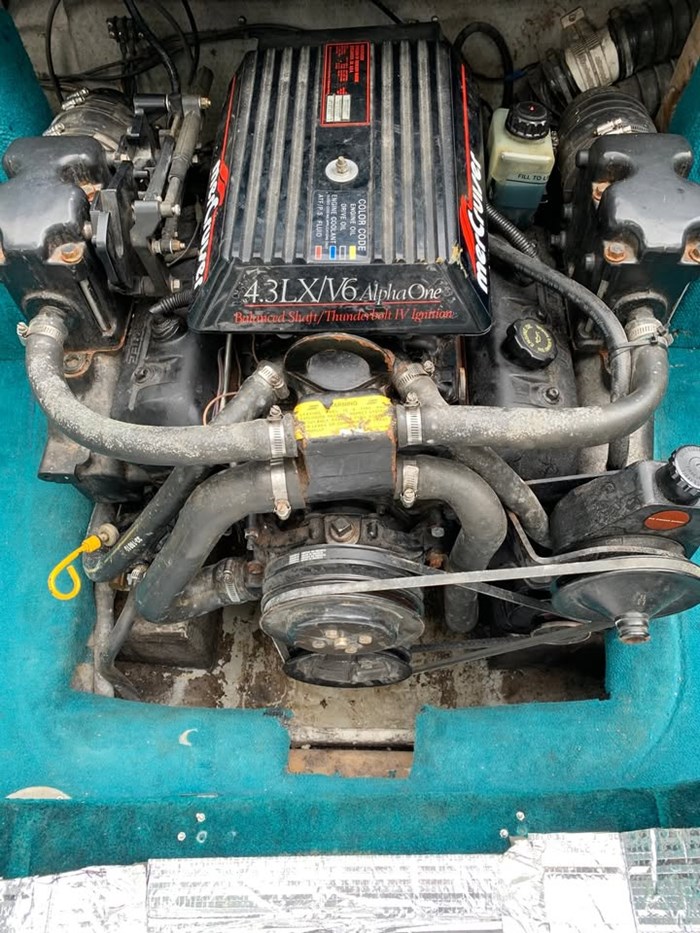 1995 Regal Valenti 182SE Photo 8 of 10