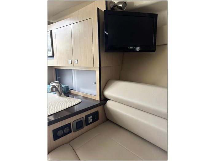 2014 Monterey 280 Sport Yacht Photo 50 sur 55