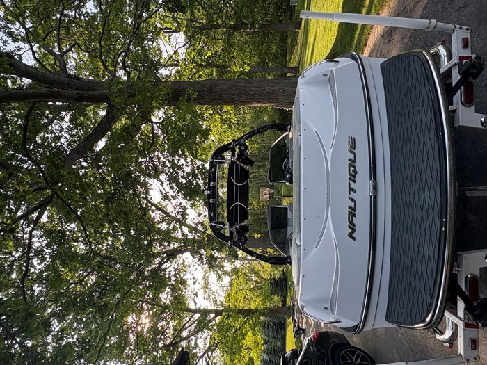 2009 Super air nautique 210 Team Edition Photo 20 of 23
