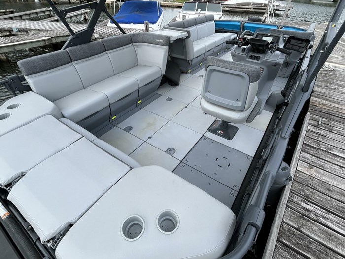2023 Sea-Doo Switch 21 Photo 9 sur 11