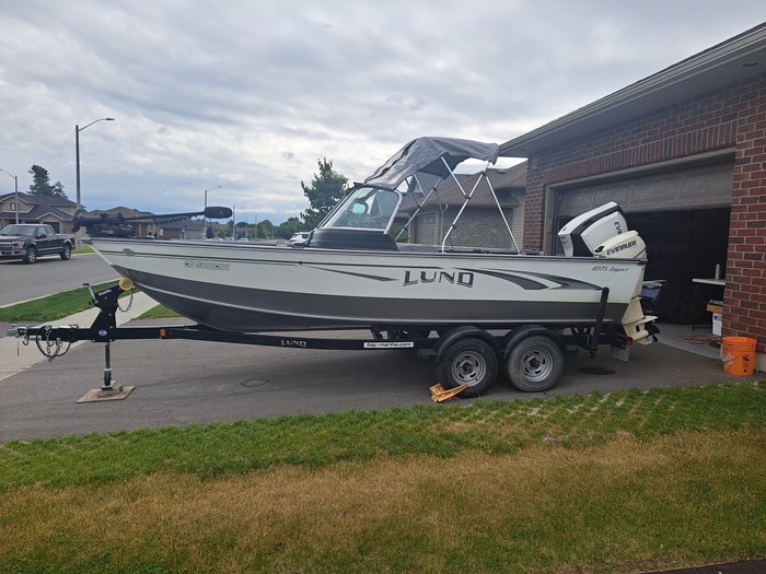 2018 Lund Impact 1875 SPO (19 feet) Photo 2 of 5