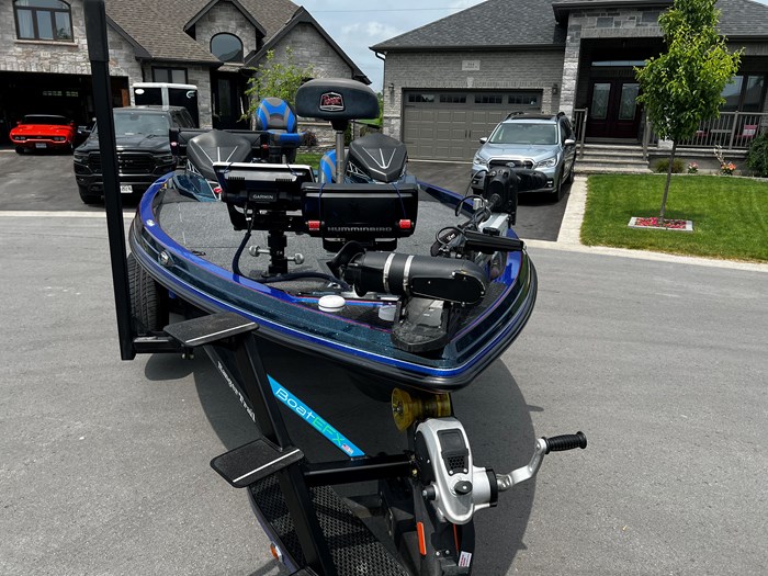 2022 Ranger 521L Photo 12 of 22