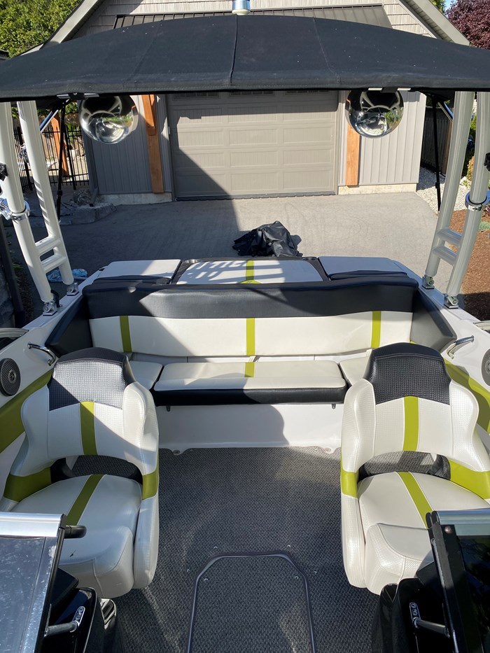 2015 Four Winns H190 RS Photo 9 of 18