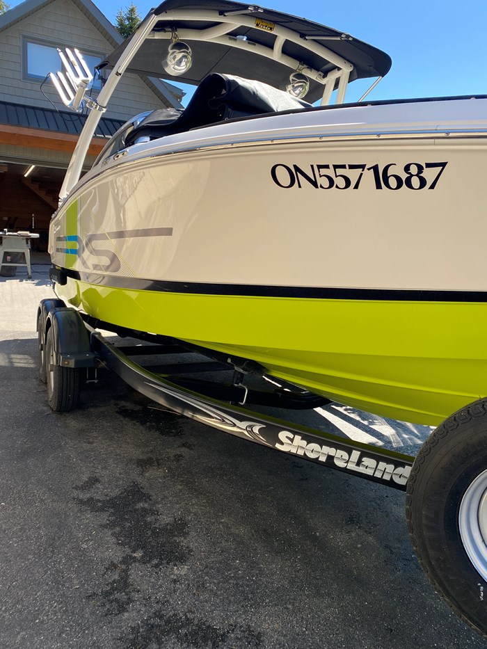 2015 Four Winns H190 RS Photo 14 of 18