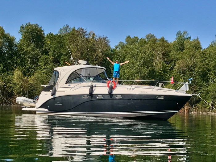2007 Rinker Express Cruiser Photo 1 of 35