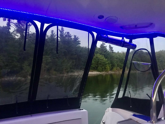 2007 Rinker Express Cruiser Photo 33 of 35