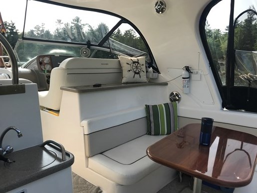 2007 Rinker Express Cruiser Photo 8 of 35