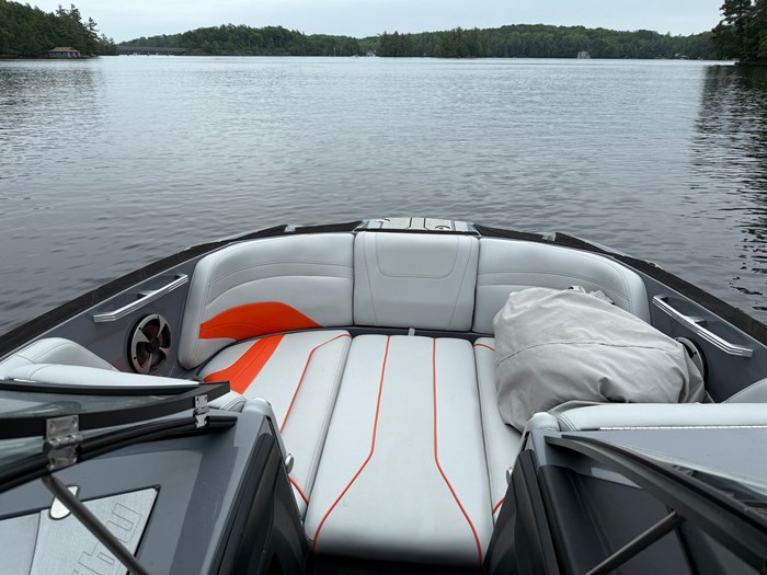 2020 Malibu MXZ 22 Photo 3 of 12