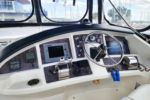 2005 Carver Super Sport 33 Photo 15 sur 36