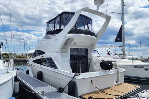 2005 Carver Super Sport 33 Photo 6 sur 36