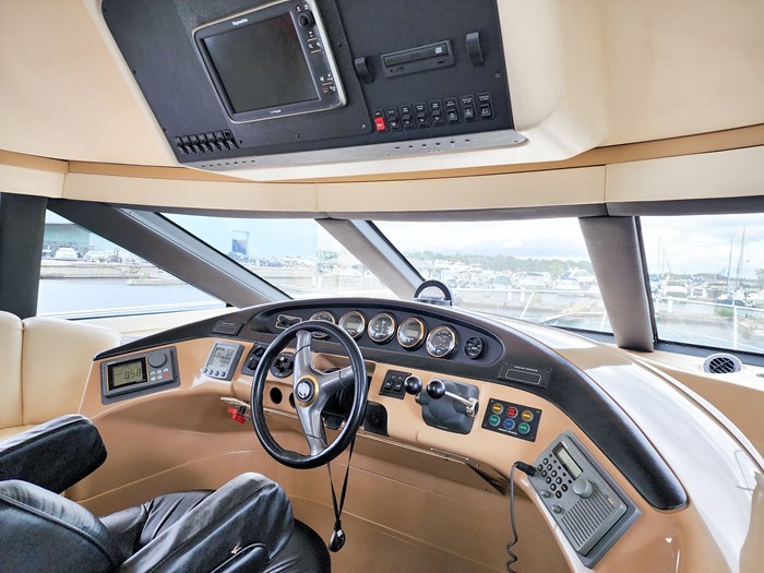2005 Carver Super Sport 33 Photo 31 sur 36