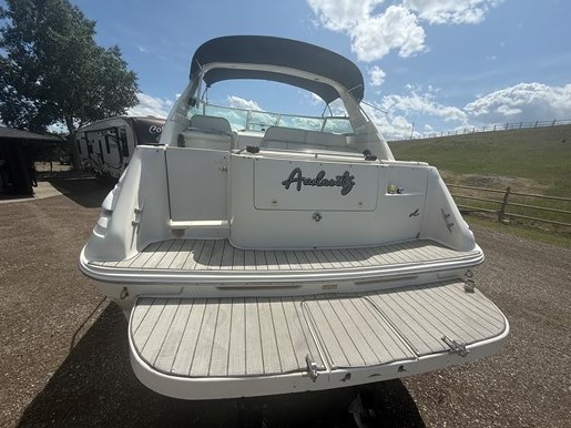 1997 Sea Ray Sundancer 330 Photo 11 of 101