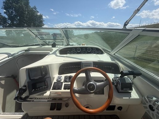 1997 Sea Ray Sundancer 330 Photo 84 of 101