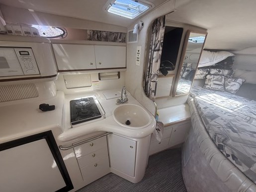1997 Sea Ray Sundancer 330 Photo 64 of 101
