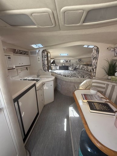 1997 Sea Ray Sundancer 330 Photo 98 of 101