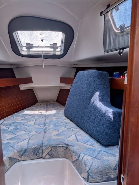 1990 CS Yachts CS 34 Photo 15 of 23