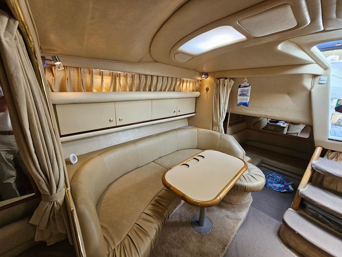 1998 Sea Ray 330 Sundancer Photo 14 sur 20