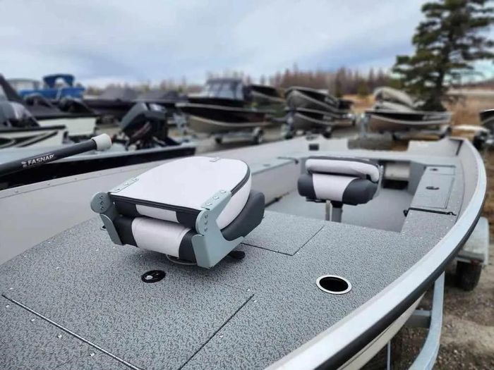 2023 Smoker Craft ANGLER/PATRIOT 16TL Photo 2 sur 2