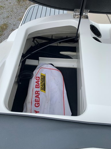 2018 Sea Ray SPX 190 Photo 30 of 32