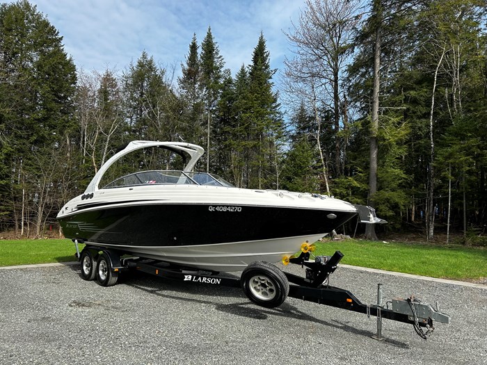 2012 Larson LXI288 Photo 1 of 11