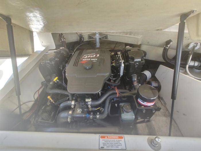 2005 Regal 2200 BOWRIDER Photo 10 of 10